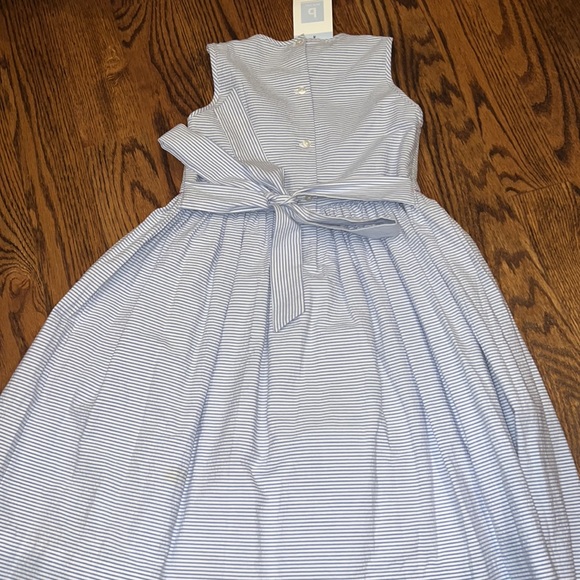 Bella Bliss girls seersucker smocked dress with embroidered anchors & crabs NWT - Picture 8 of 8